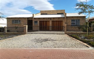 3 Bedroom House in Fairway Heights