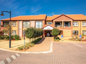 2 Bed Apartment in Willow Park Manor