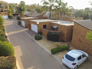 3 Bed Cluster in Northwold