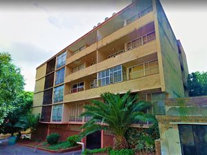 2 Bed Apartment in Yeoville