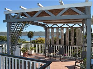 7 Bed House in Paradise