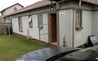 3 Bedroom House in Andeon AH