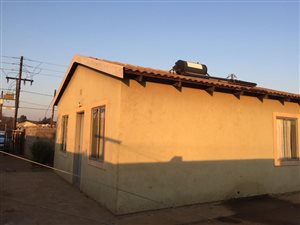 2 Bed House in Kanana Park