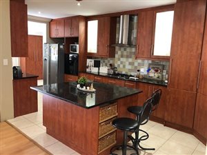 4 Bed House in Panorama