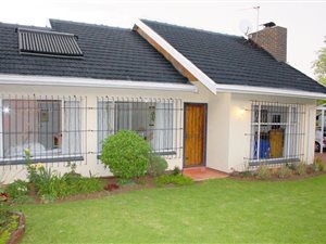 3 Bed House in Kensington B