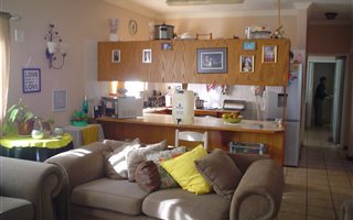 2 Bedroom Flat in Bela-Bela (Warmbaths)