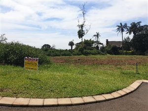 1800 m² Land available in Kloof