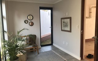 2 Bedroom Duplex in Hillcrest