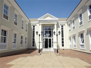 280 m² Commercial space in Bryanston