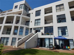 3 Bed Apartment in Mossel Bay Central