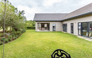 4 Bedroom House in Cotswold Downs Estate