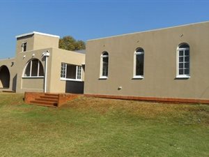 3 Bedroom House in Merrivale Heights