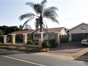 4 Bed House in Florida Park