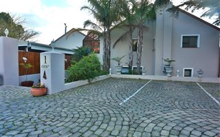 7 Bedroom House in Bo-Dalsig