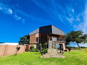 11.5 ha Farm in Doringkloof
