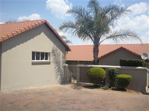3 Bedroom Townhouse in Halfway House