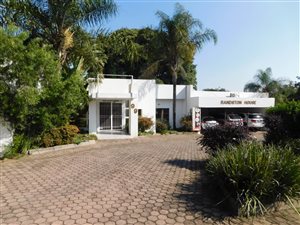 309 m² Office Space in Ferndale