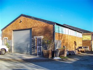 396 m² Commercial space in Robertson
