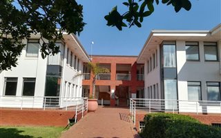 171 m² Commercial space in La Lucia