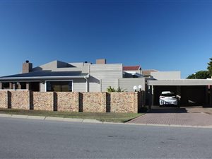 4 Bed House in Bay View