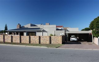 4 Bedroom House in Bay View
