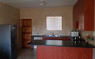 3 Bedroom Apartment in Radiokop