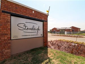 3 Bed Apartment in Helderwyk