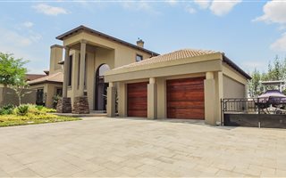 3 Bedroom House in Ebotse Estate