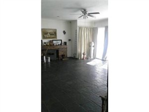 4 Bed House in Homestead
