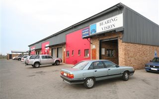 120 m² Industrial space in Aureus