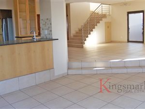4 Bed Duplex in Moreleta Park