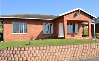 3 Bedroom Townhouse in Hayfields