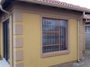 3 Bed House in Vanderbijlpark CE3