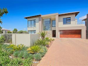 3 Bed House in La Como Lifestyle Estate