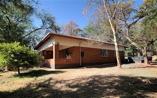 22.6 ha Farm in Pienaarspoort