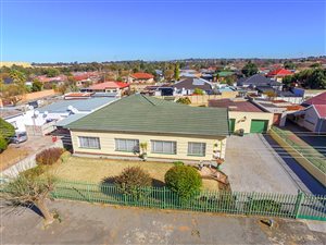 4 Bed House in Primrose