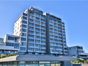 1 Bed Apartment in Bloubergrant