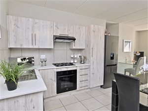 2 Bed Apartment in Brentwood