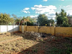 380 m² Land available in Meyerspark