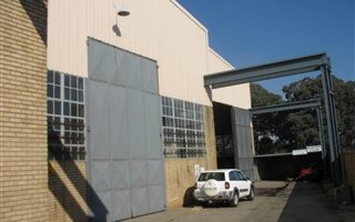 700 m² Industrial space in Lea Glen