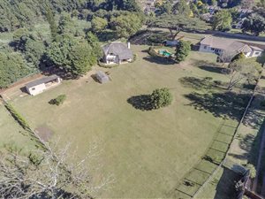 5 Bed House in Waterfall