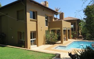4 Bedroom House in Fourways Gardens
