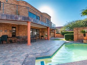 4 Bed House in Bassonia
