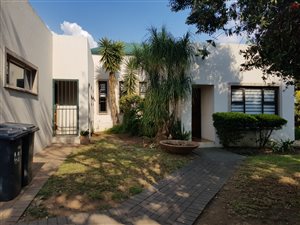 4 Bed House in The Reeds