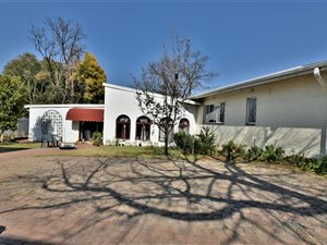 5 Bed House in Sandringham