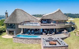 4 Bedroom House in Phezulu