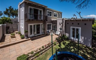 3 Bedroom House in Plumstead