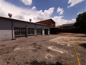 549 m² Industrial space in Benrose