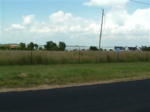 3.3 ha Farm in Vaal Marina