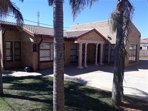 3 Bed House in Lethlabile